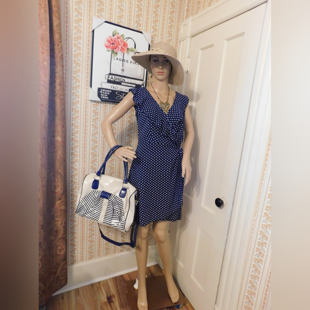 Womens Wrap Dress NWOT Juniors Sz L Blue & White Polka Dot